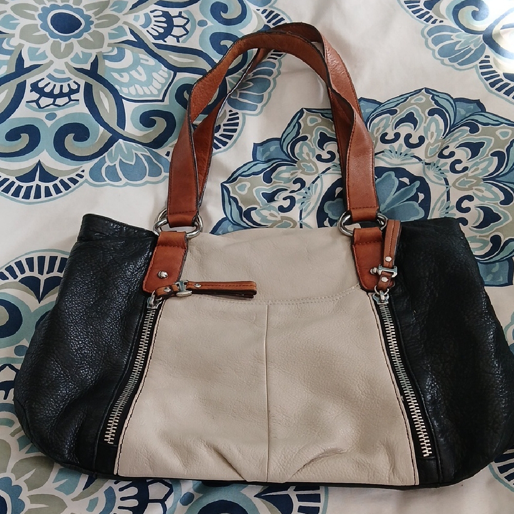 B Makowsky Black and Cream Women's Bag